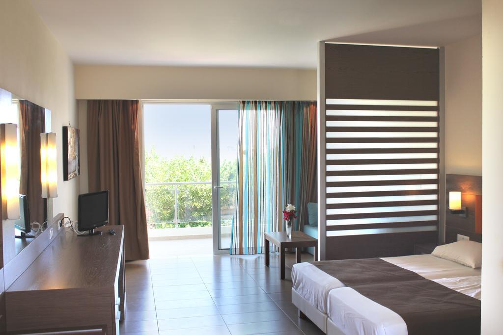 Sea Melody Beach Hotel Apartments Ialysos  Room photo